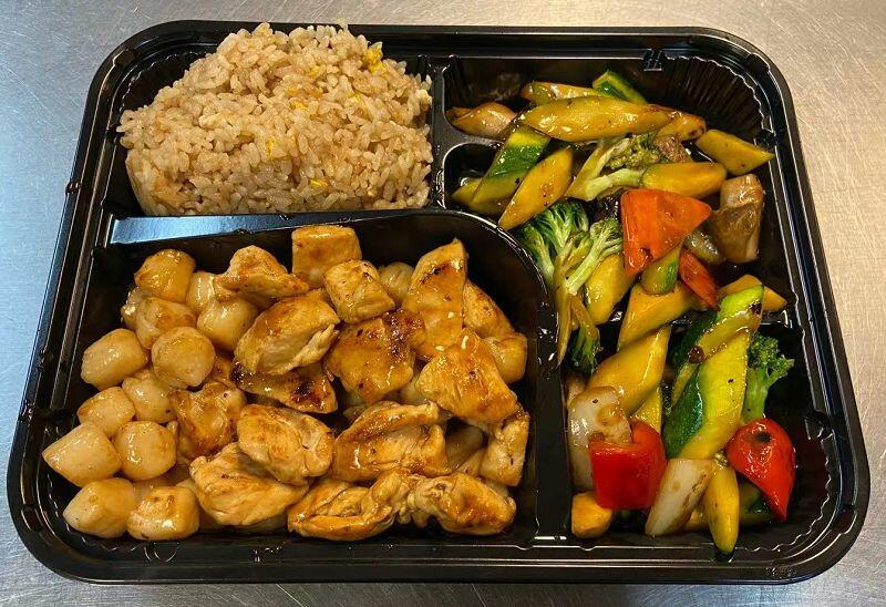 Chicken& Scallophibachi