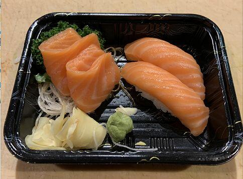 Smoke Salmon (2 Pcs) (Raw)